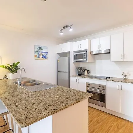 Mikalex - Walking Distance From The Beach! Nelson Bay Exterior photo